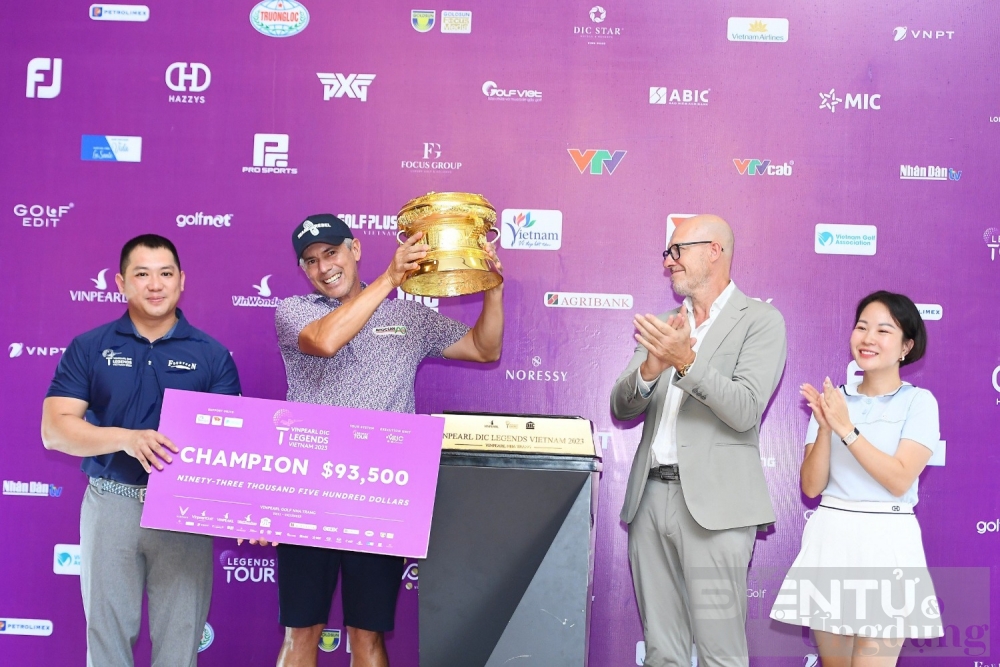 Golfer người Brazil vô địch Vinpearl DIC Legends Việt Nam 2023
