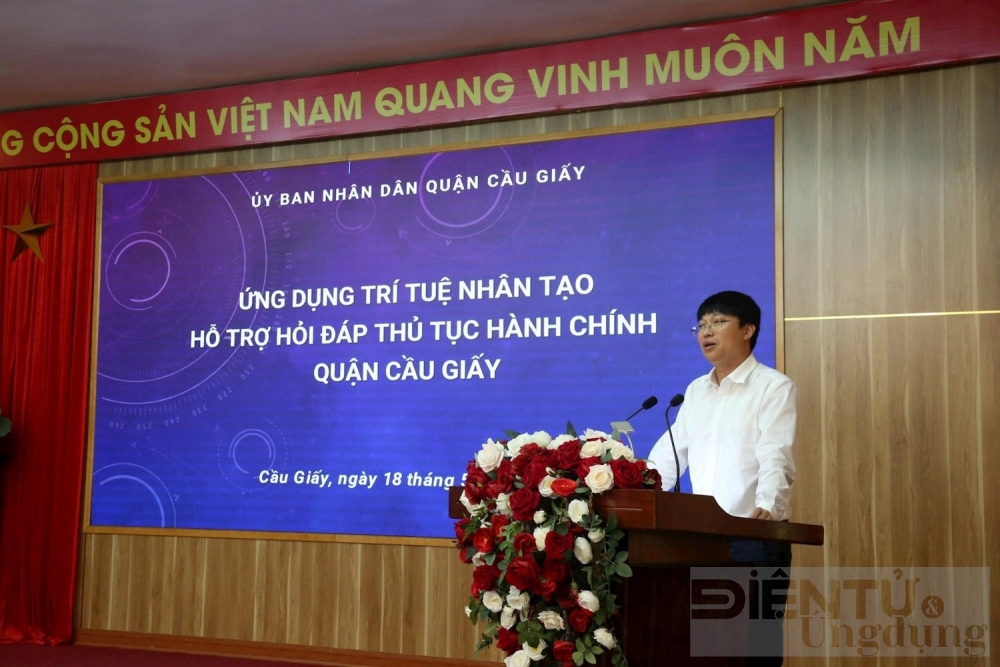 ha noi trien khai ai chatbot giup nguoi dan tim tthc tu mot lan cham