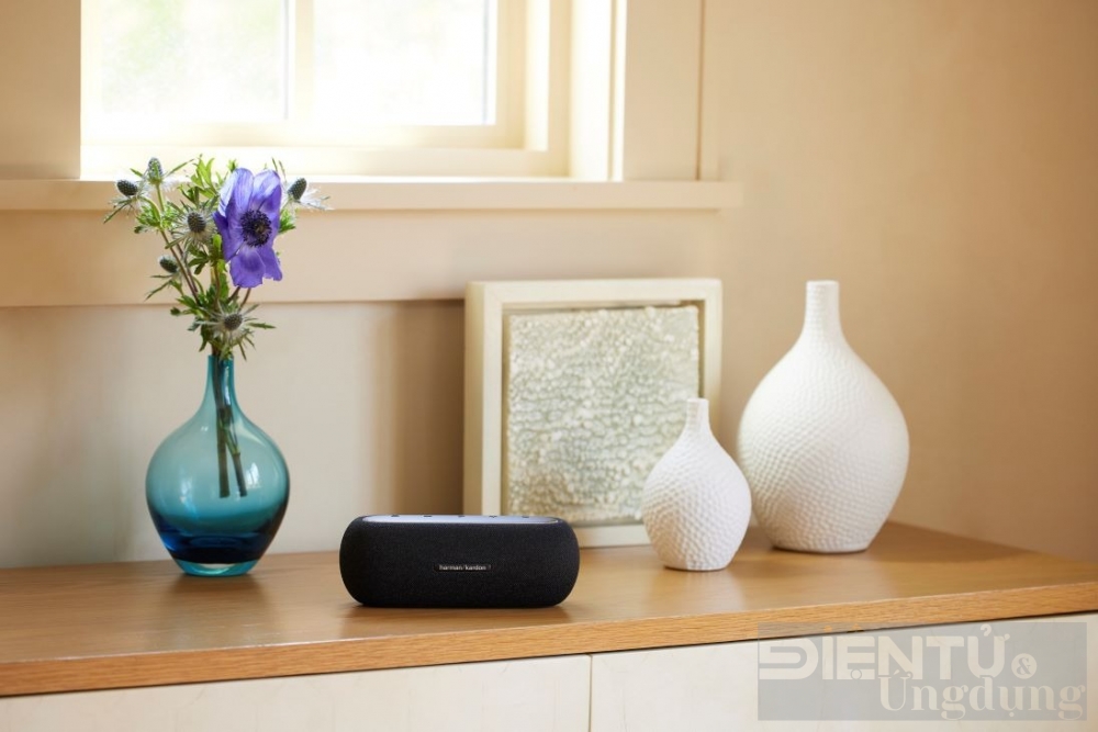 Harman Kardon Luna: mẫu loa di động nhỏ gọn mới