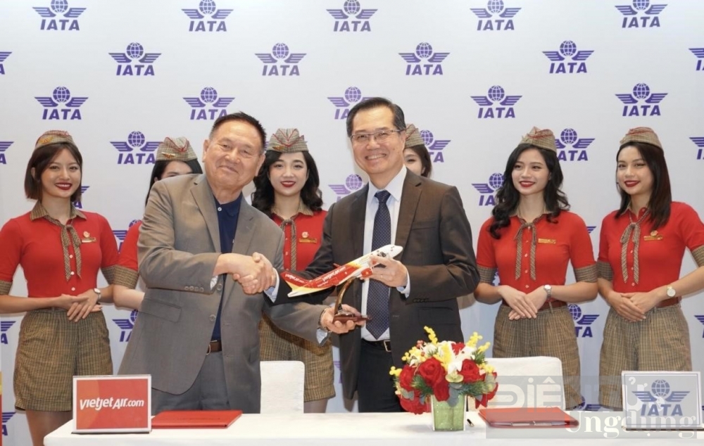 hoc vien hang khong vietjet tro thanh doi tac dao tao chinh thuc cua iata