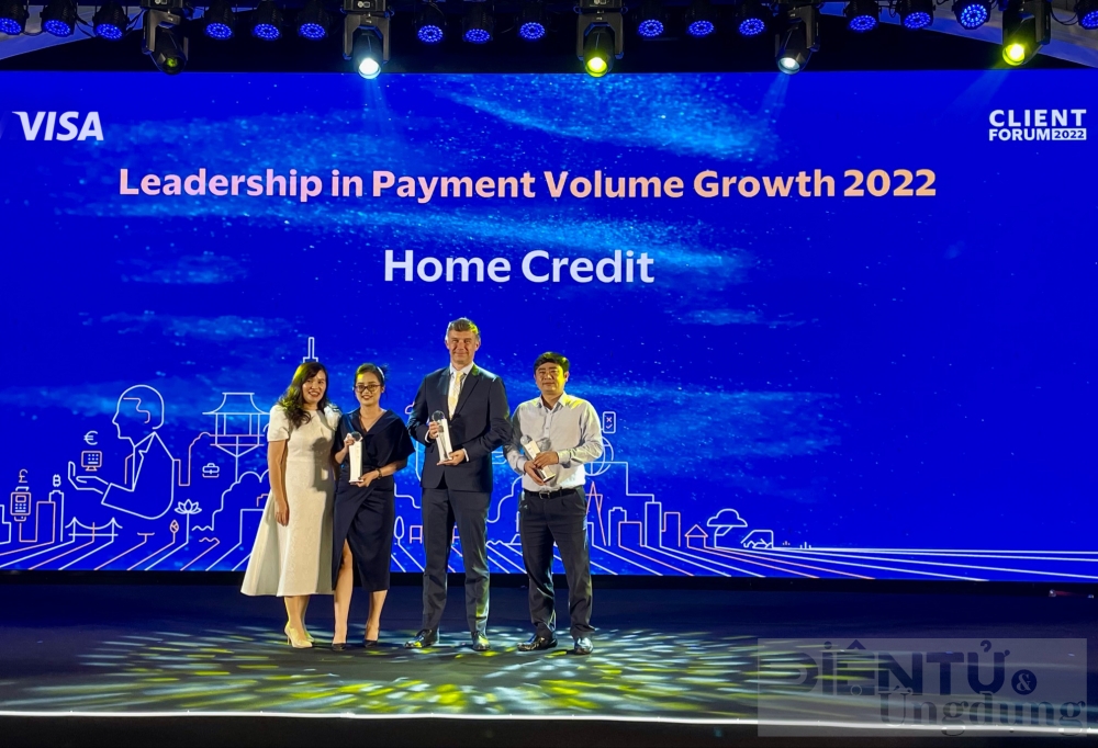 home credit nhan giai thuong visa award