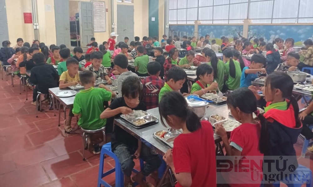 huyen bien gioi phong tho cong nhan them 3 truong dat chuan quoc gia