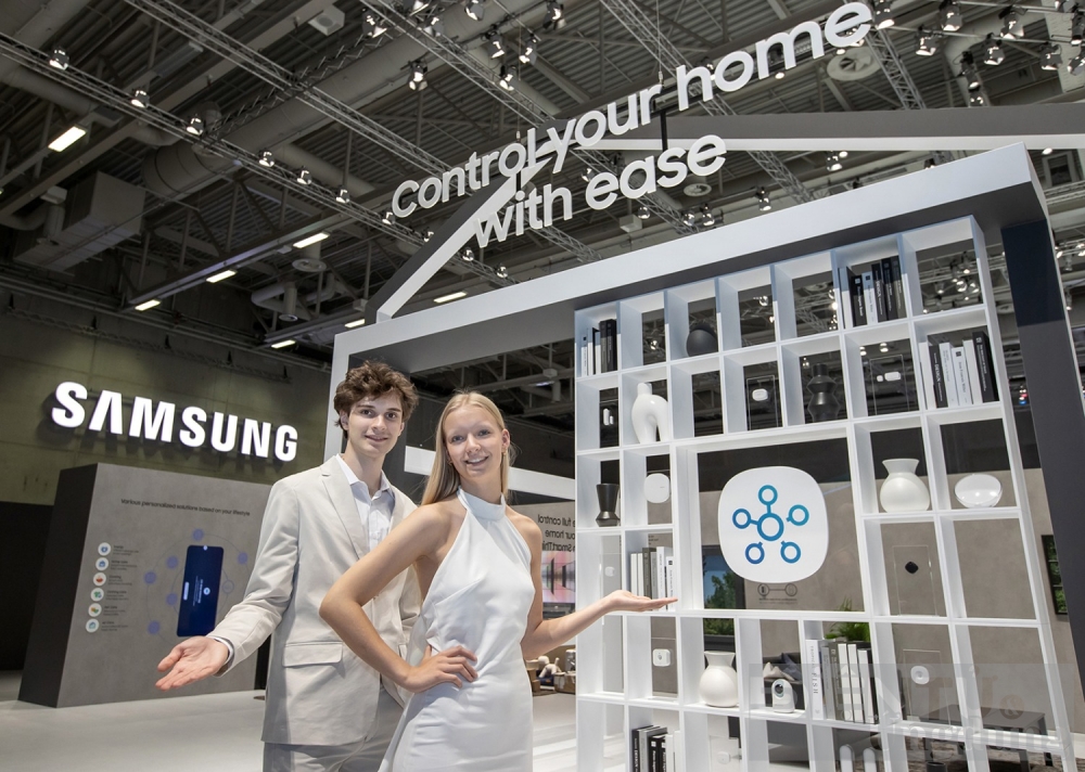 ifa 2023 samsung dua smartthings len mot tam cao moi