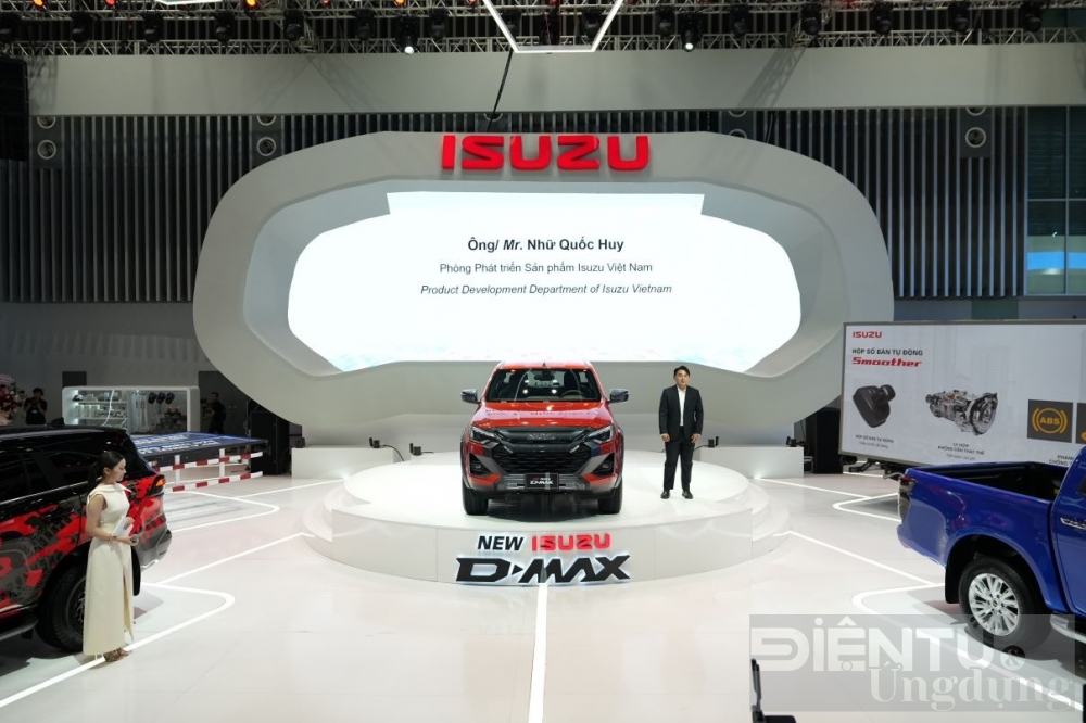 isuzu dmax 2024 ra mat tai trien lam o to viet nam