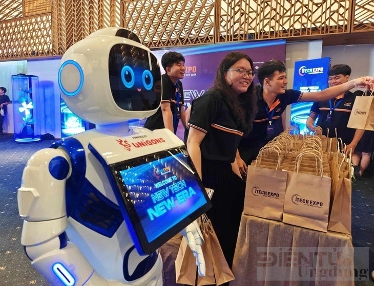 itech expo tphcm 2024 quy tu hon 300 doanh nghiep don vi tham gia