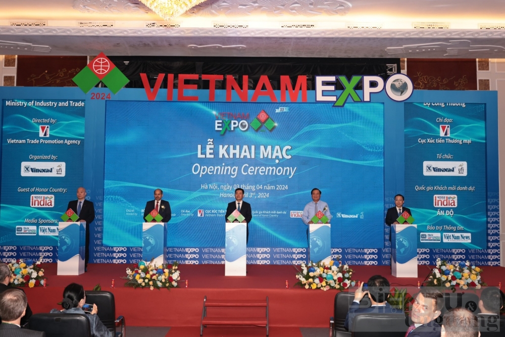 Khai mạc Hội chợ Thương mại Quốc tế Việt Nam lần thứ 33