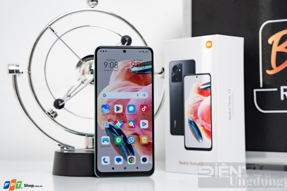 kham pha xiaomi redmi note 12 tai fpt shop va nhan uu dai den 269 trieu dong