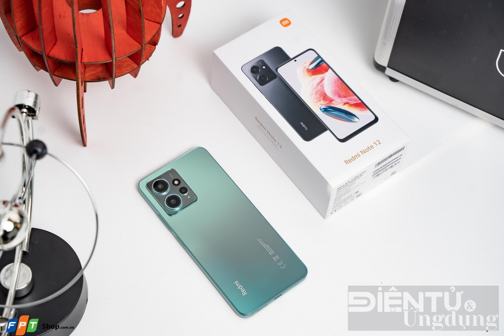 kham pha xiaomi redmi note 12 tai fpt shop va nhan uu dai den 269 trieu dong