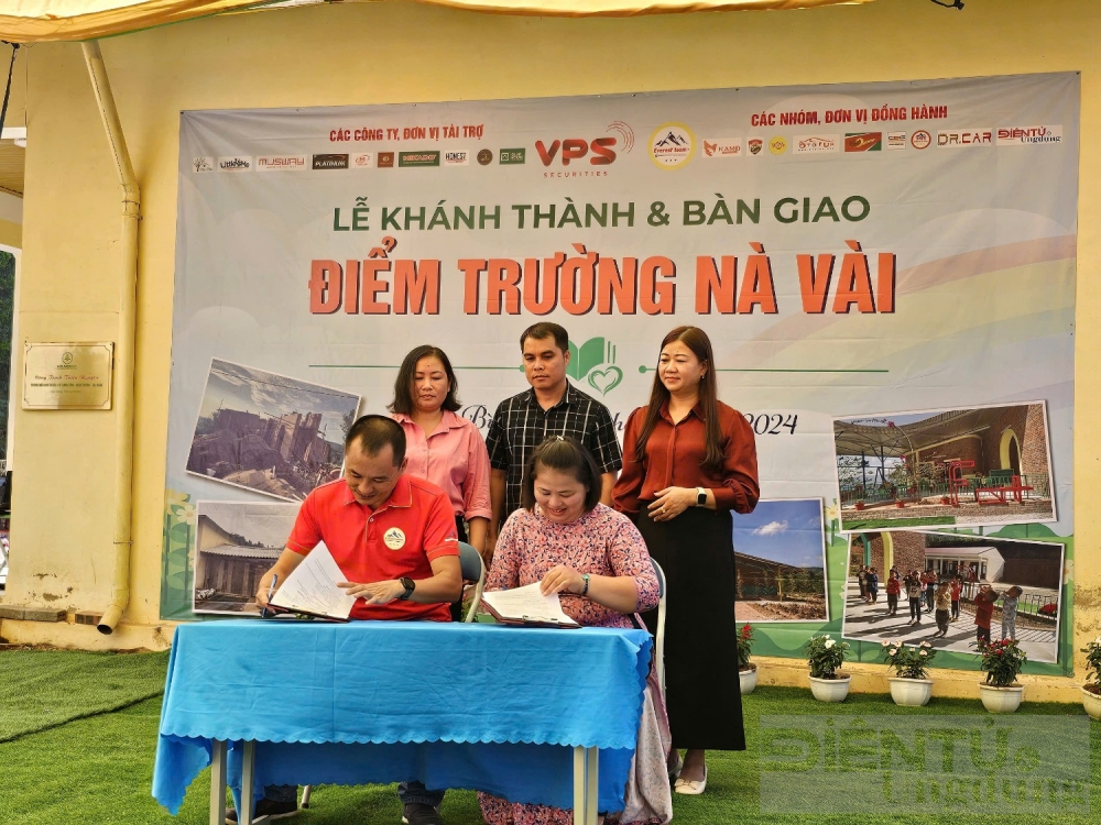 khanh thanh diem truong na vai fe viet tiep hanh trinh vi giao duc vung cao