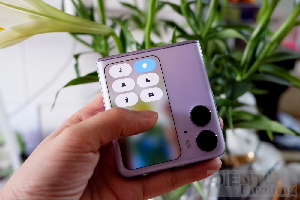 khui nhanh hop oppo find n2 flip truoc gio ra mat