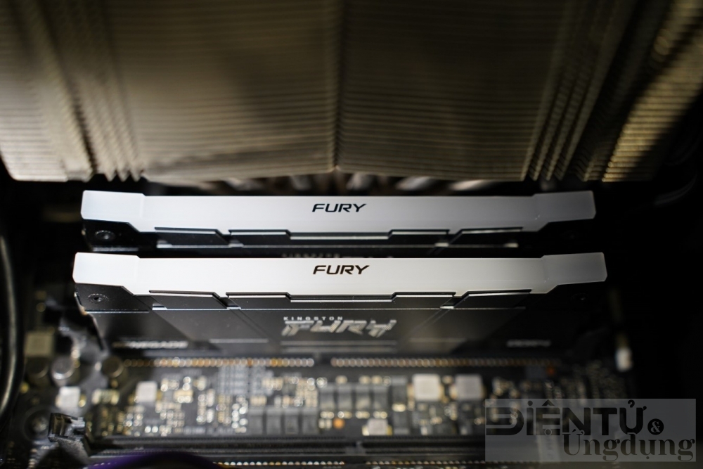 kingston fury renegade ddr4 4600 rgb cl19 lua chon dang gia cho nguoi dung chuyen nghiep
