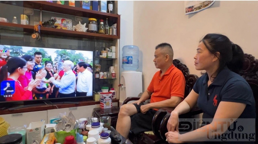 kinh tien to ng bi thu nguyen phu trong mot nhan cach lon cu a dan toc