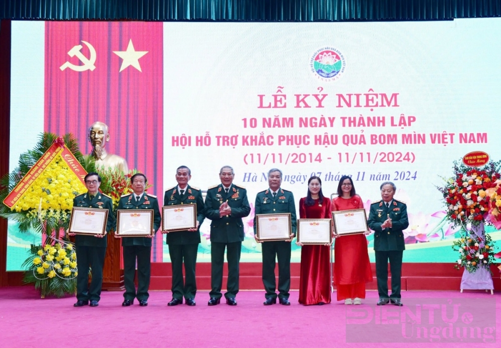 ky niem 10 nam thanh lap hoi ho tro khac phuc hau qua bom min viet nam