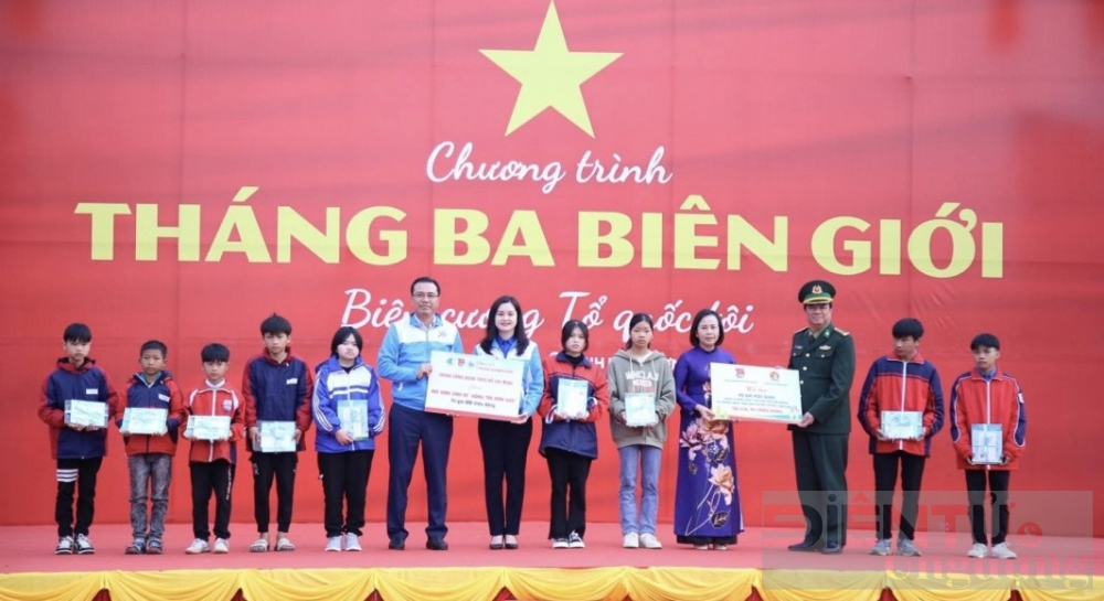 Lễ ra quân chương trình “Tháng Ba biên giới”