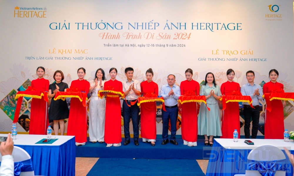 le trao giai va khai mac trien lam giai thuong nhiep anh heritage hanh trinh di san 2024