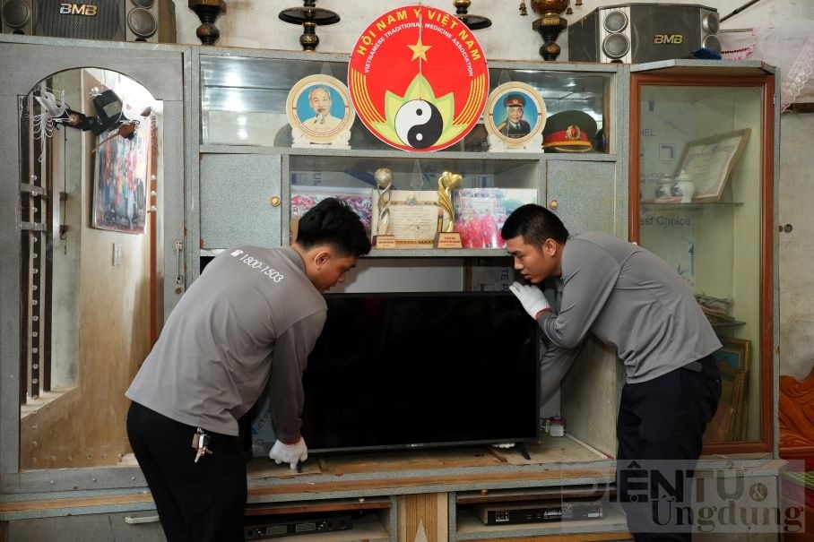 lg trao tang 40 tv cho ba con vung lu tinh yen bai