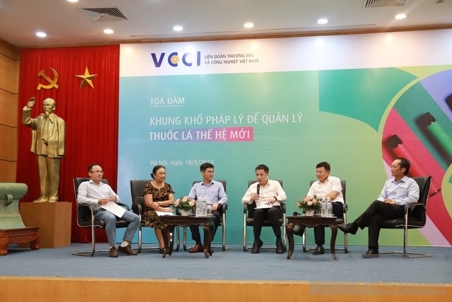 Cần tăng cường quản lý đồng thời thuốc lá điện tử và thuốc lá làm nóng