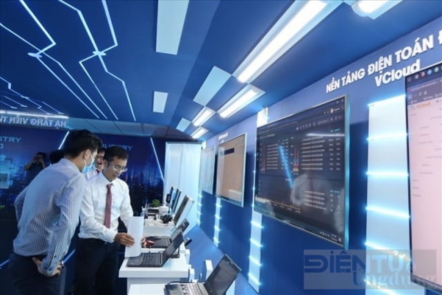 Doanh nghiệp chuyển đổi số - Cần chuyển mình để đổi số