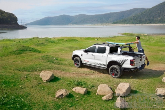 Ford Ranger Stormtrak: Xe bán tải của năm