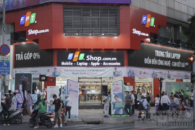 FPT Shop ghi nhận 7.000 đơn hàng dành cho Xiaomi Redmi Note 12 series