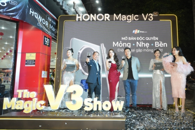 FPT Shop mở bán độc quyền siêu phẩm HONOR Magic V3