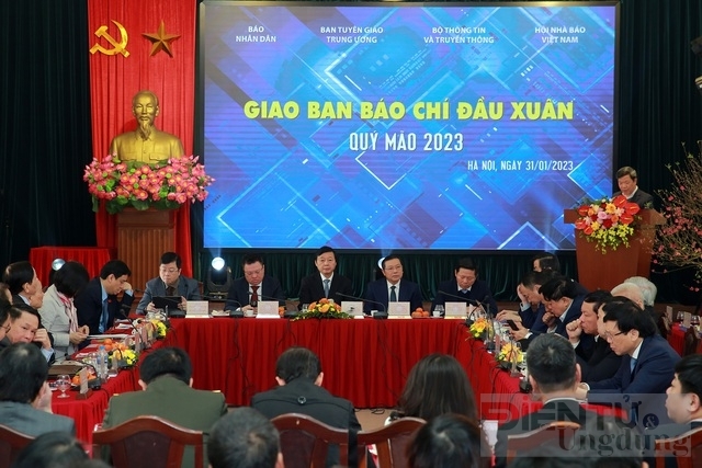 Giao ban báo chí đầu Xuân Quý Mão 2023