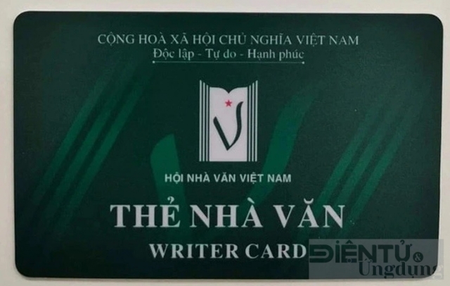 Hội Nhà văn Việt Nam đổi mới thẻ hội viên theo hướng hiện đại