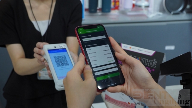 Kinh tế phục hồi ấn tượng, thanh toán không tiền mặt tăng gần 60% so với cùng kỳ