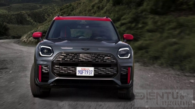 Mini Countryman 2025: Sức mạnh của động cơ xăng vẫn được duy trì