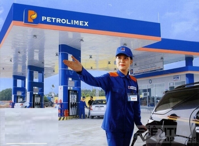 Petrolimex ghi nhận lợi nhuận gấp đôi so với năm trước và duy trì một lượng tiền mặt gần 30 ngàn tỷ đồng