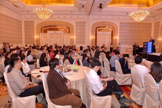 Phiên họp bên lề Diễn đàn Kinh tế Phương Đông chính thức diễn ra tại TP.HCM