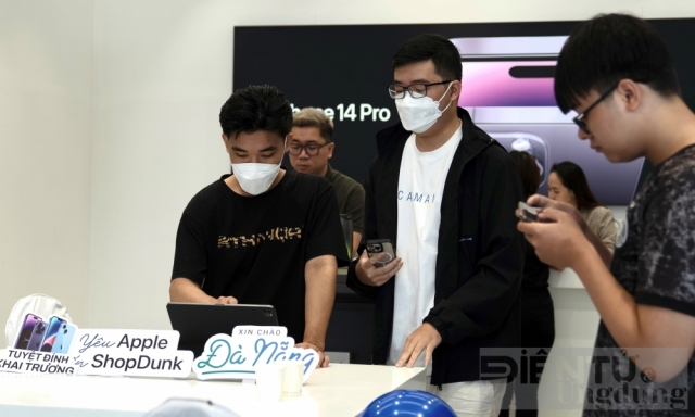 ShopDunk đồng loạt khai trương 15 cửa hàng