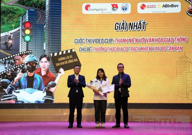 Trường Đại học Kinh tế - Kỹ thuật Công nghiệp giành Quán quân cuộc thi video clip 