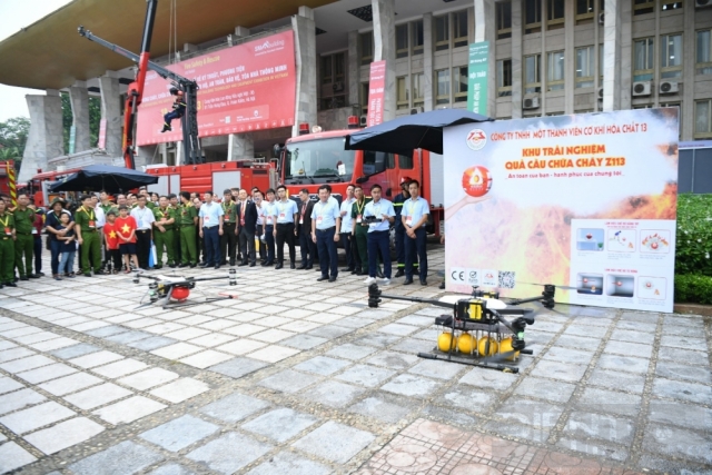 UAV-Z113-50: giải pháp chữa cháy bay Made in Vietnam