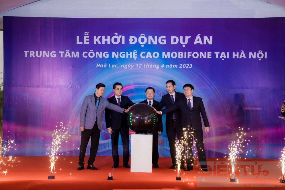 mobifone dau tu manh cho dien toan dam may va trung tam du lieu