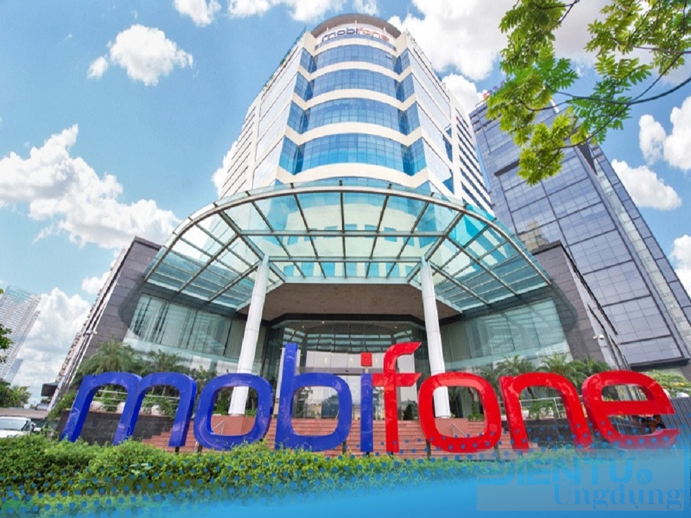 MobiFone cắt giảm 61% bộ máy sau 32 năm hoạt động