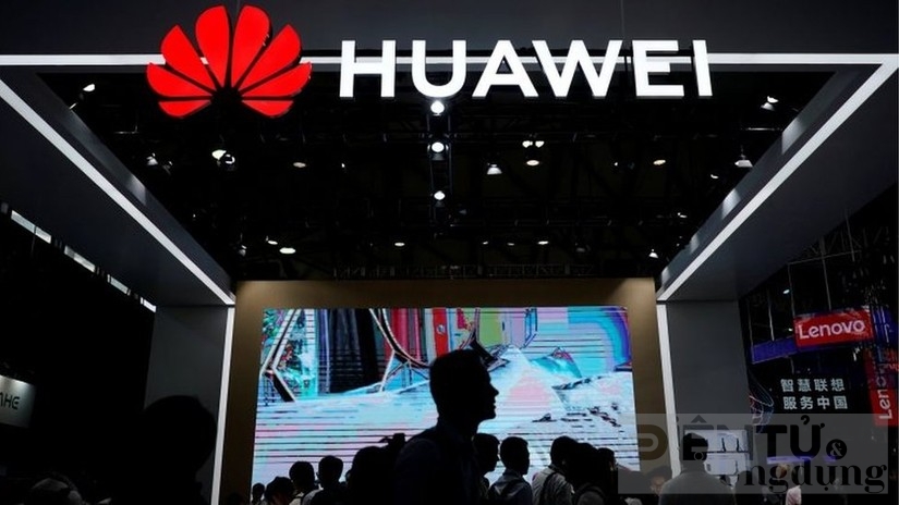 nam 2022 du kho khan chong chat huawei van dat muc doanh thu hon 92 ti usd