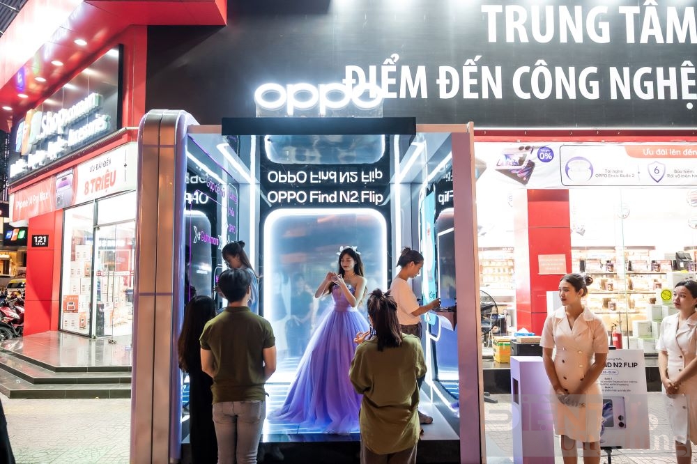 oppo to chuc chuoi trai nghiem find n2 flip