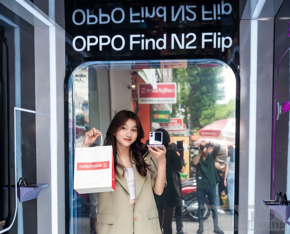 oppo to chuc chuoi trai nghiem find n2 flip