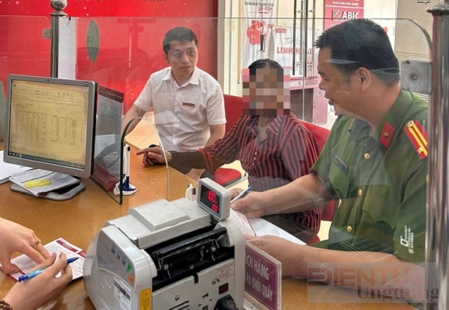 Phản ứng của ngân hàng trước tình trạng tài khoản lừa đảo nhận tiền và cách xử lý