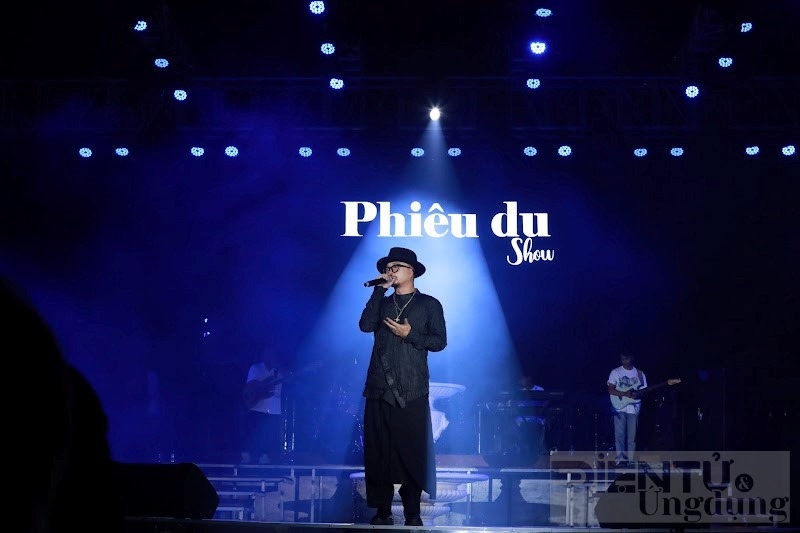 phieu du show trai nghiem am nhac nhieu cam xuc song lai ky uc xua