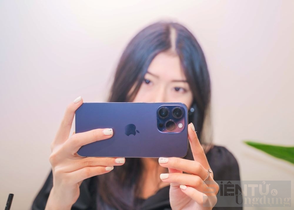 Qua thời ‘chạm đáy