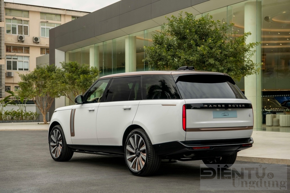 range rover sv ra mat tai viet nam dinh cao cua su ca nhan hoa va hien dai