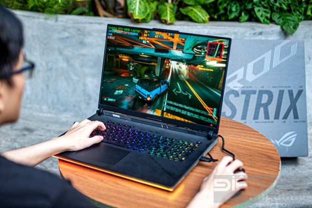 rog strix scar 18 laptop gaming dau tien su dung intel the he 13 va rtx 40 series