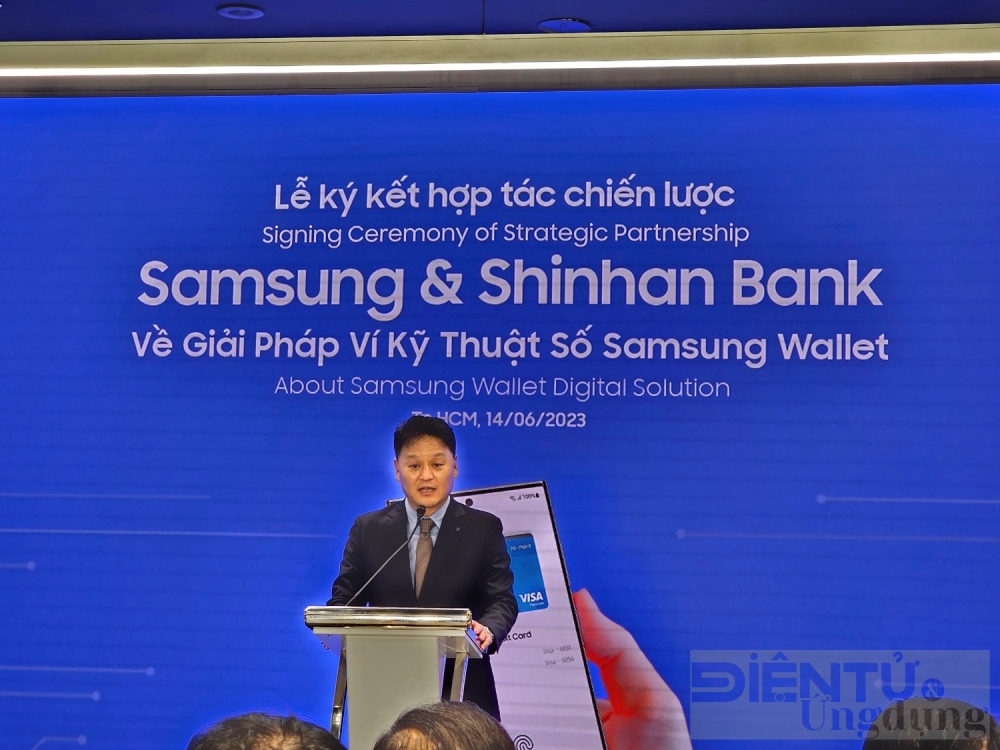 samsung cung shinhan bank tao dot pha trong thanh toan hien dai