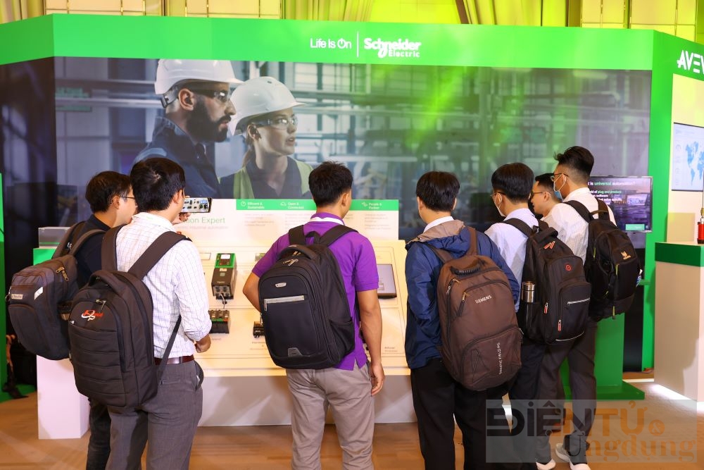 schneider electric innovation day 2023 phat trien ben vung va tiet kiem nang luong