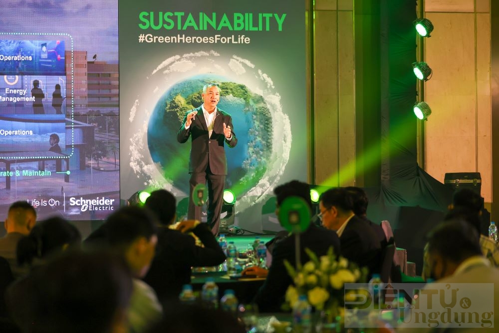 schneider electric innovation day 2023 phat trien ben vung va tiet kiem nang luong