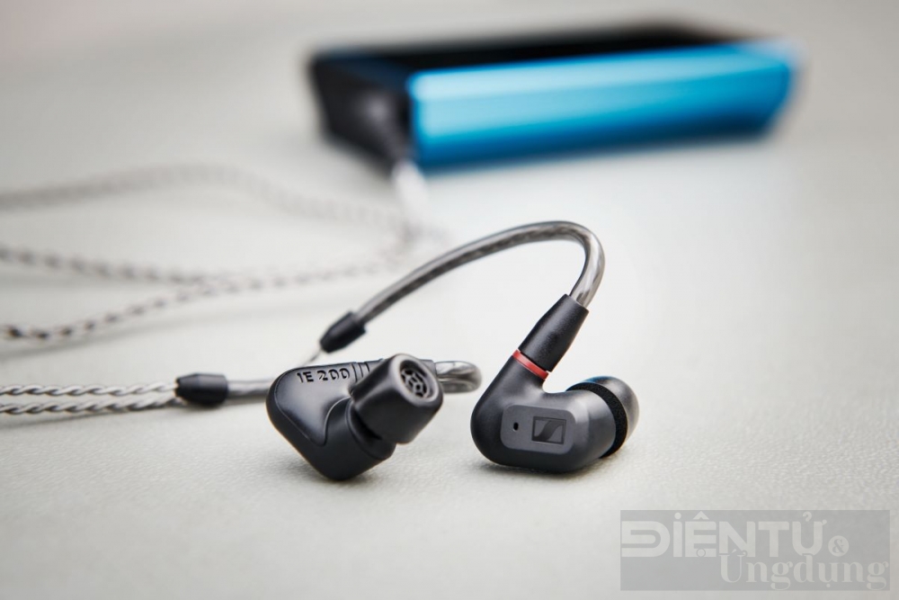 sennheiser ra mat tai nghe in ear tien tien ie 200