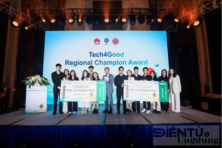 sinh vien viet nam gianh giai nhat cuoc thi tech4good khu vuc chau a thai binh duong