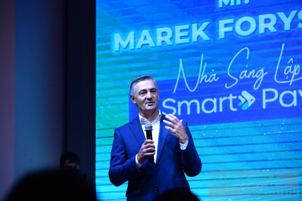 smartpay cung hiep hoi am thuc tphcm trao tang 50000 thiet bi smartbox cho tieu thuong viet